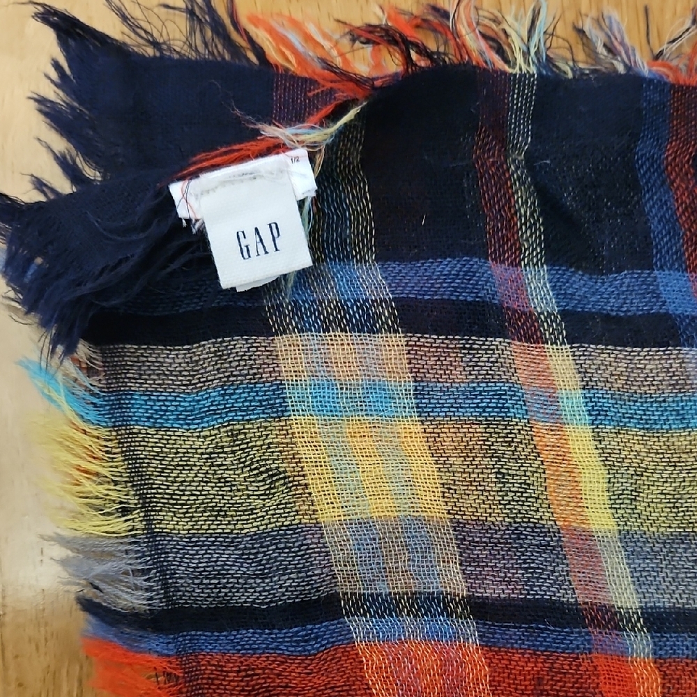 GAP Multicolor Plaid Scarf